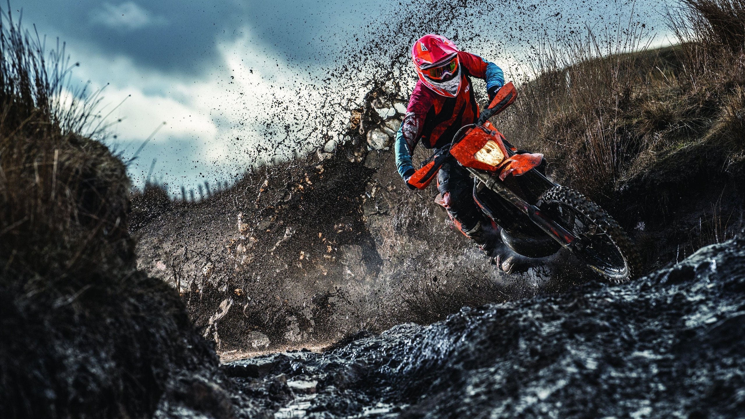 JiuyouAPP下载-高原冰雕比赛，冰雪造景的艺术表现，冰雕项目